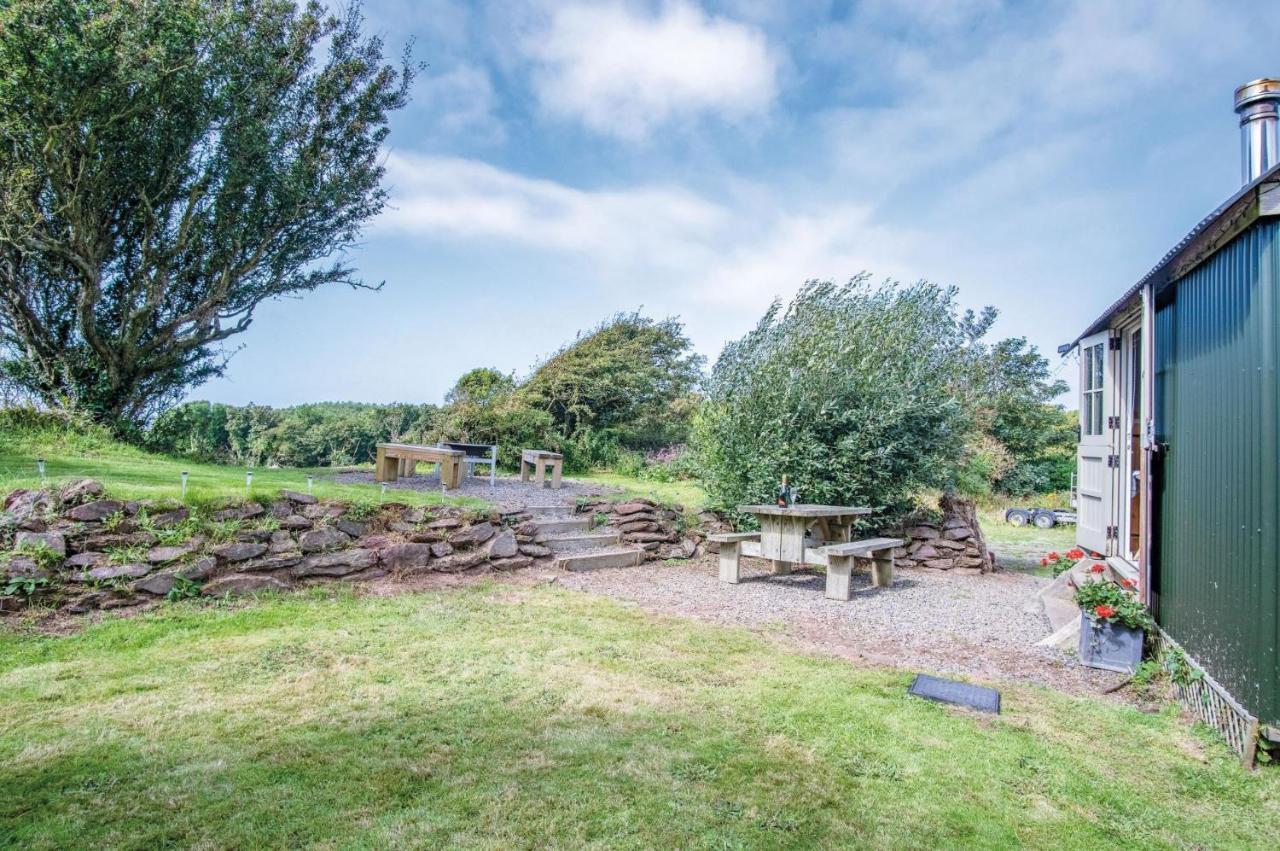 Haven View - 1 Bedroom Shepherds Hut - St Ishmaels Apartment Saint Ishmaels (Pembrokeshire)